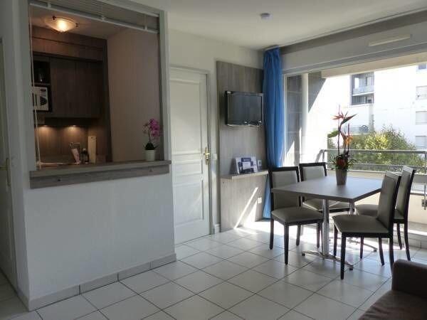 Sejours & Affaires Clermont Ferrand Park Republique Aparthotel Екстериор снимка