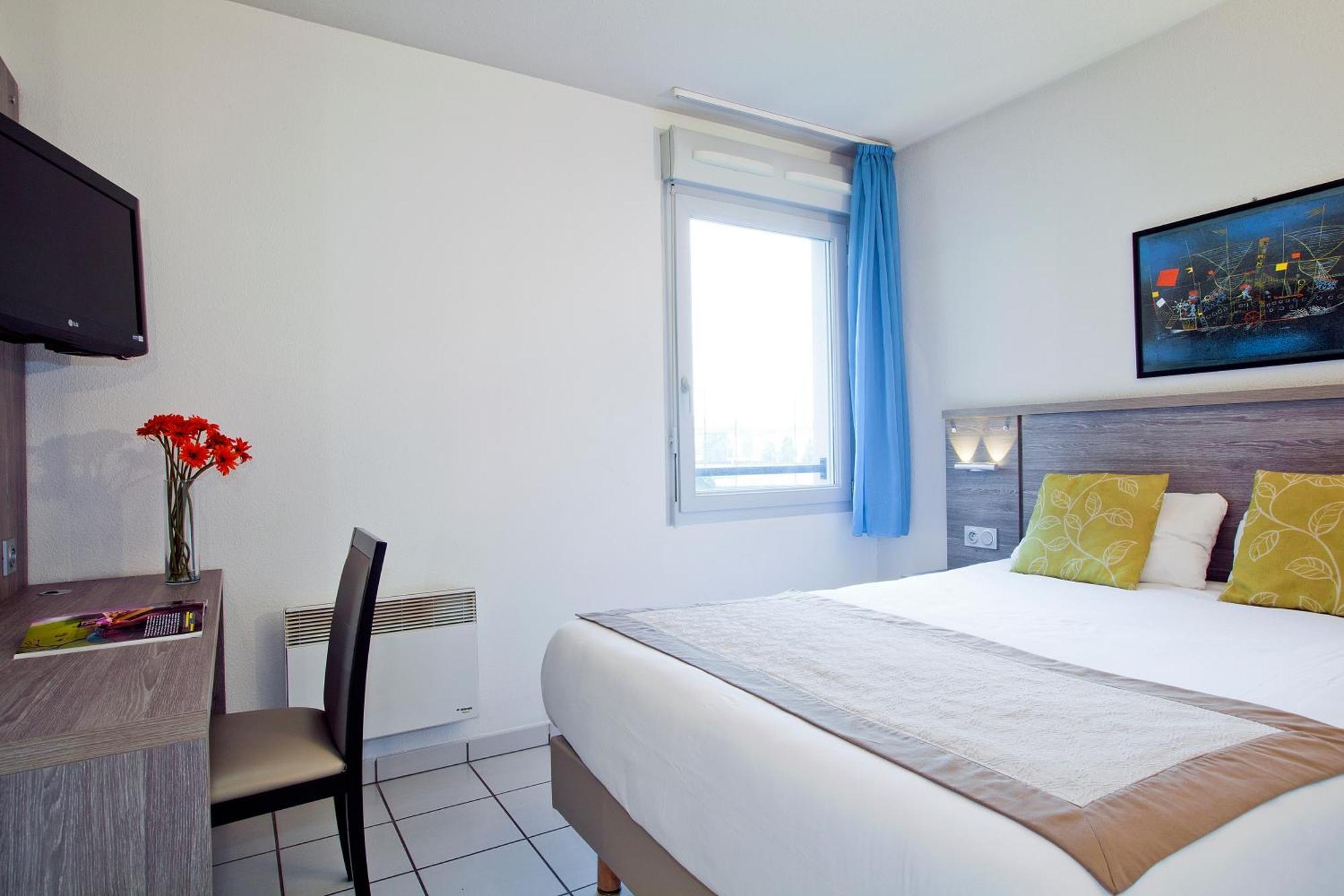 Sejours & Affaires Clermont Ferrand Park Republique Aparthotel Екстериор снимка